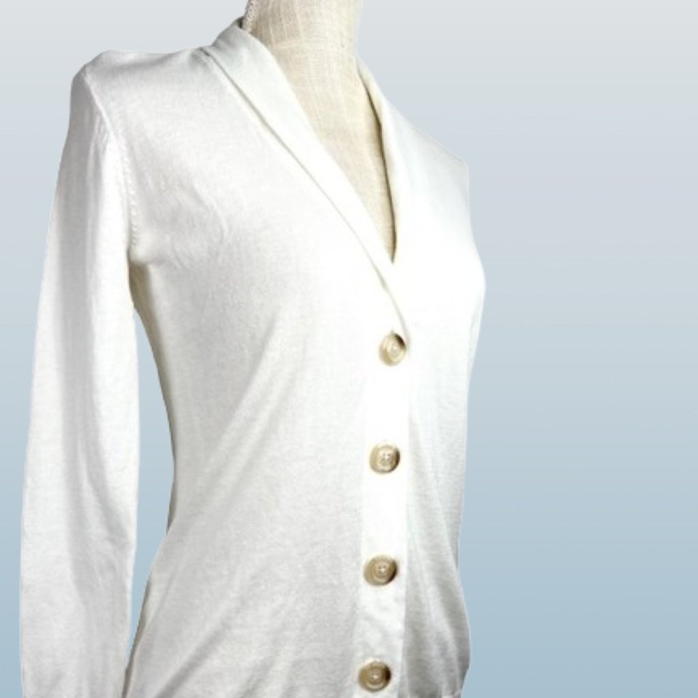 Old Navy White Cardigan Sweater with Shawl Lapels - Picture 2 of 10